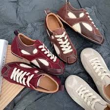 2024 Autumn New Niche Design Retro Matching Wine Red Shoes All Sports Casual Shoes